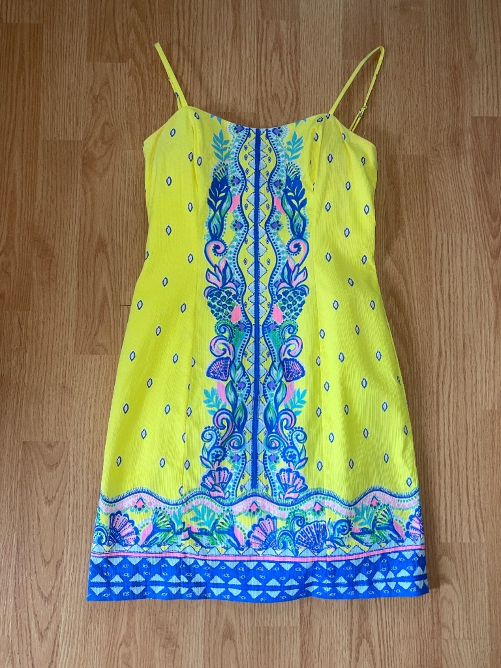 Lilly Pulitzer Neon Yellow & Blue Mini Back Cut Out Sheath Dress Size 00